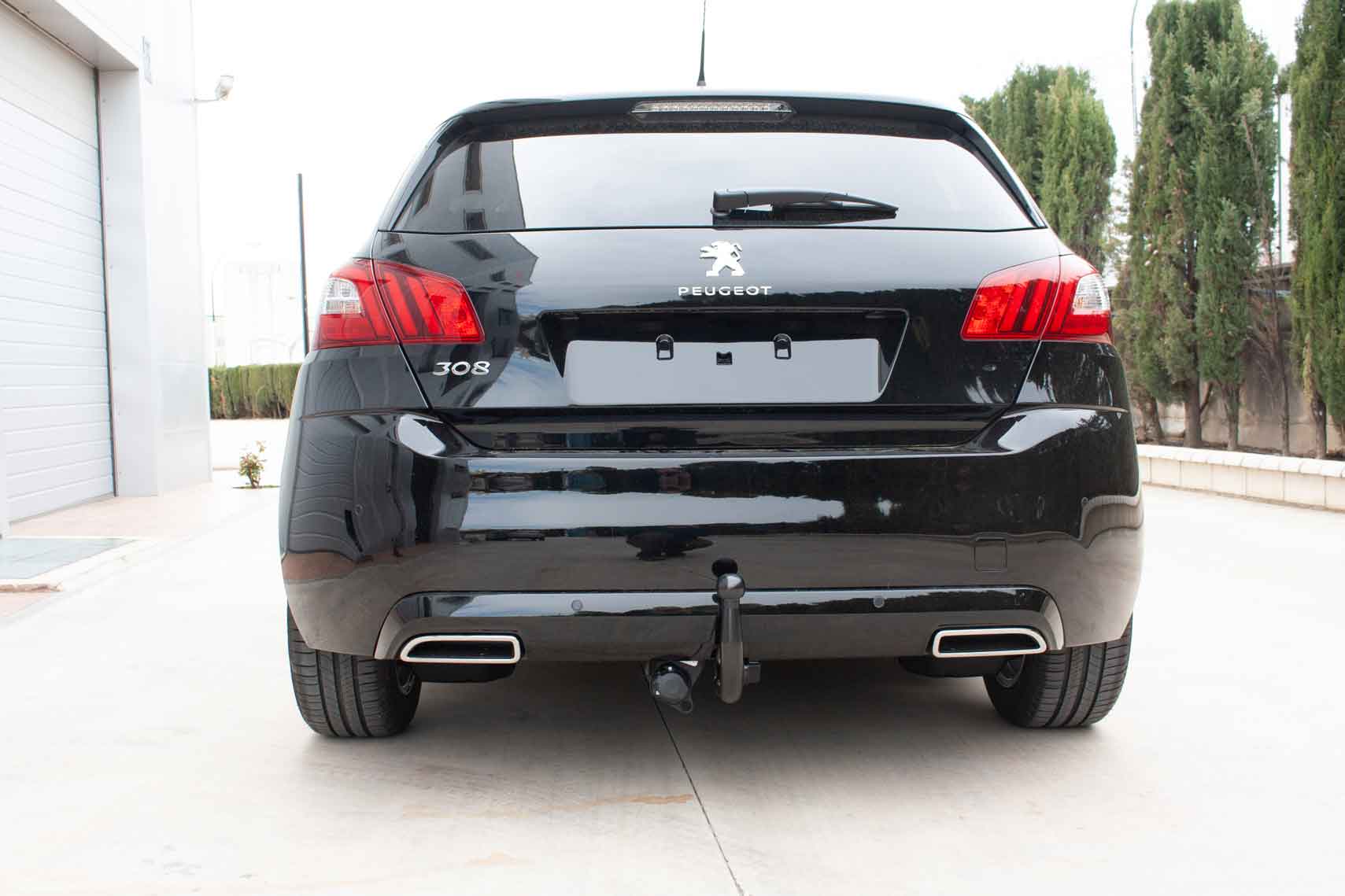 Peugeot 308 outlet towbar